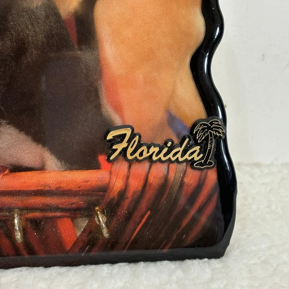 Chihuahua Dog Key Holder Clocks & Parts Florida Souvenir Novelty Decor Home